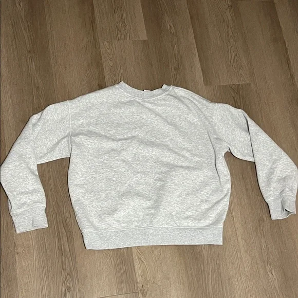 Gray Sweater - Picture 3 of 3